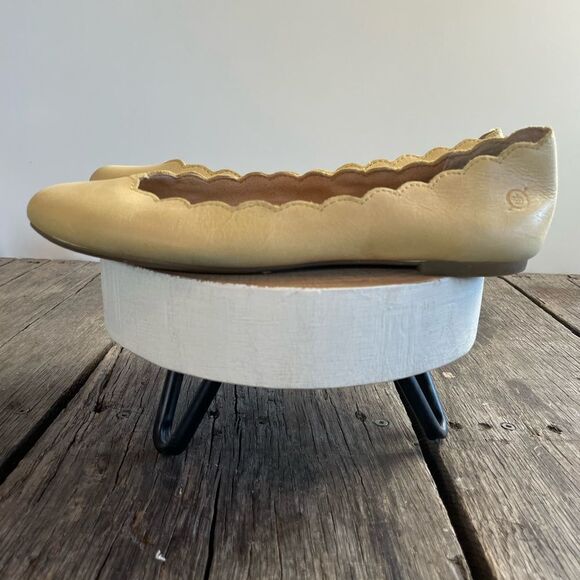 Born Yellow Leather Slip On Flats Size 8M EUC - Picture 2 of 7